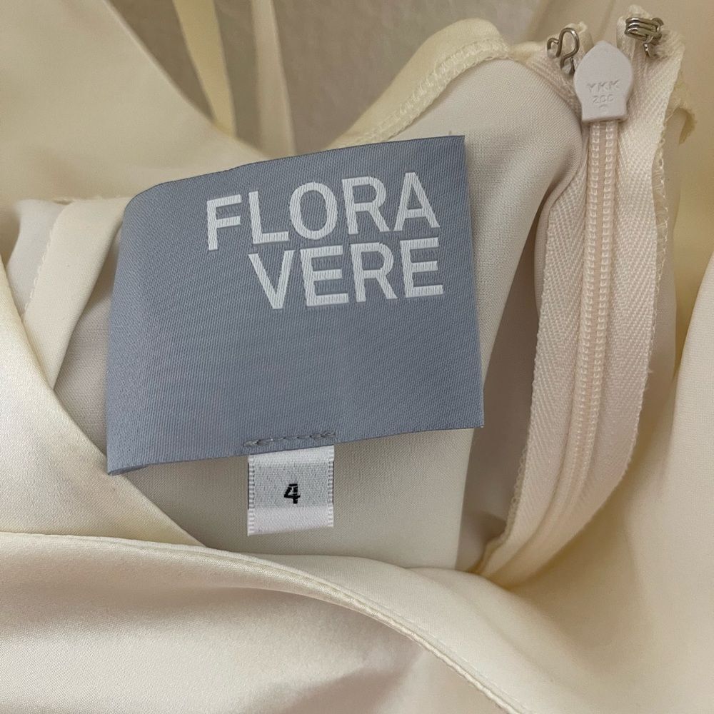 Sold  - Picture 3 of 6